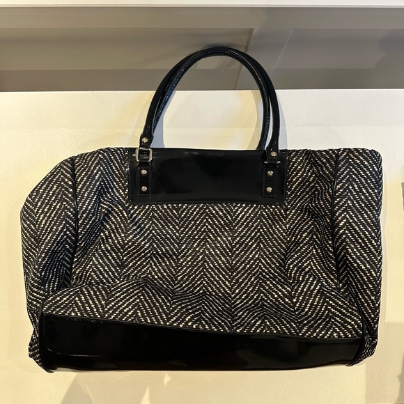 Kate Spade New York Black White Anisha Tote Patent Leather Nylon Chevron Handbag - Picture 2 of 4